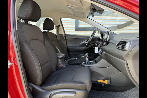 Hyundai i30 1.0 T-GDI Comfort 2e Eigenaar|Navi|Camera|Carplay|PDC|Clima|Cruise|PDC|Elek ramen|N.A.P|APK tot 02-2027