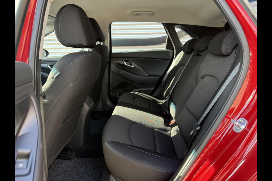 Hyundai i30 1.0 T-GDI Comfort 2e Eigenaar|Navi|Camera|Carplay|PDC|Clima|Cruise|PDC|Elek ramen|N.A.P|APK tot 02-2027