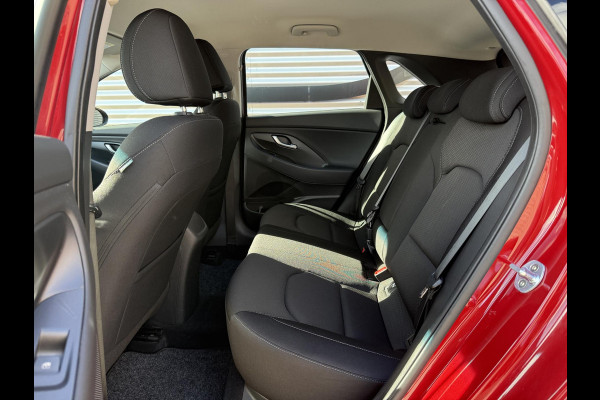 Hyundai i30 1.0 T-GDI Comfort 2e Eigenaar|Navi|Camera|Carplay|PDC|Clima|Cruise|PDC|Elek ramen|N.A.P|APK tot 02-2027