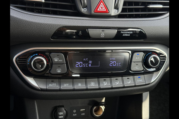 Hyundai i30 1.0 T-GDI Comfort 2e Eigenaar|Navi|Camera|Carplay|PDC|Clima|Cruise|PDC|Elek ramen|N.A.P|APK tot 02-2027