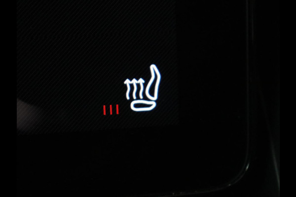Polestar 2 Long Range Single Motor 78 kWh | SOH 91,3% | Stoelverwarming | LED | Camera | Navigatie |
