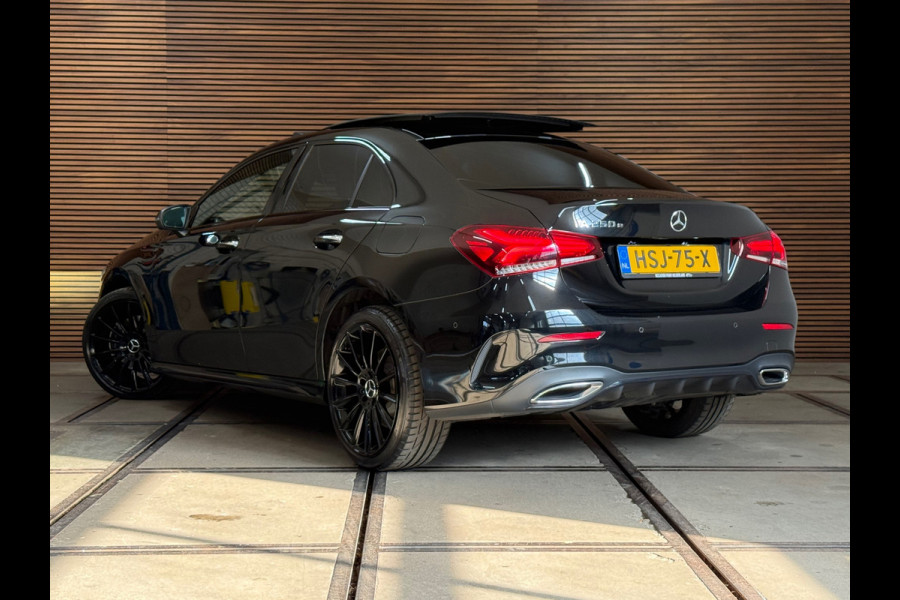 Mercedes-Benz A-Klasse 250 e AMG Line | Stoelverwarming | Alcantara | Panorama dak | Carplay | Head-Up | Multibeam LED |Keyless Go