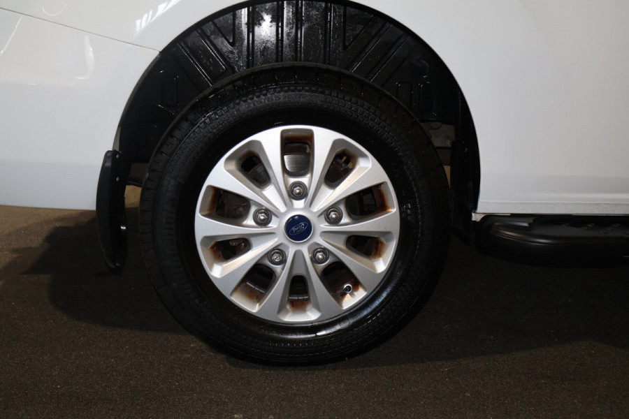 Ford Transit Custom 2.0 TDCI L2H1 Limited DC Automaat Airco Trekhaak