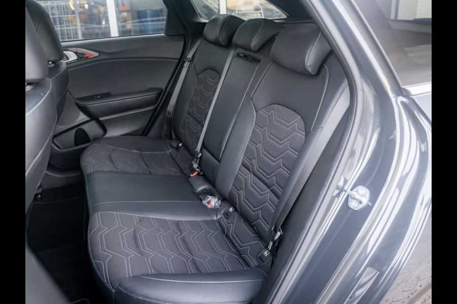 Kia Ceed Sportswagon 1.0 T-GDi Design Edition l Navigatie l Stoel en stuurwielverwarming l EL. kofferklep l JBL premium Sound