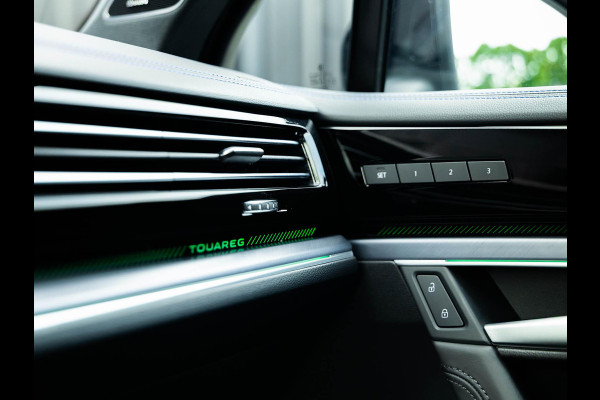 Volkswagen Touareg 3.0 TSi eHybrid 4MOTION R | Adaptive cruise | Head-up | Panorama dak | Dynaudio | Ambiance interieur |