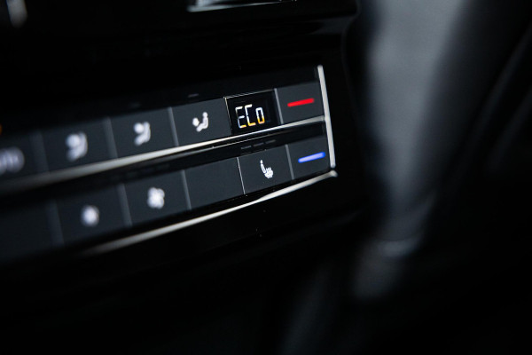 Volkswagen Touareg 3.0 TSi eHybrid 4MOTION R | Adaptive cruise | Head-up | Panorama dak | Dynaudio | Ambiance interieur |