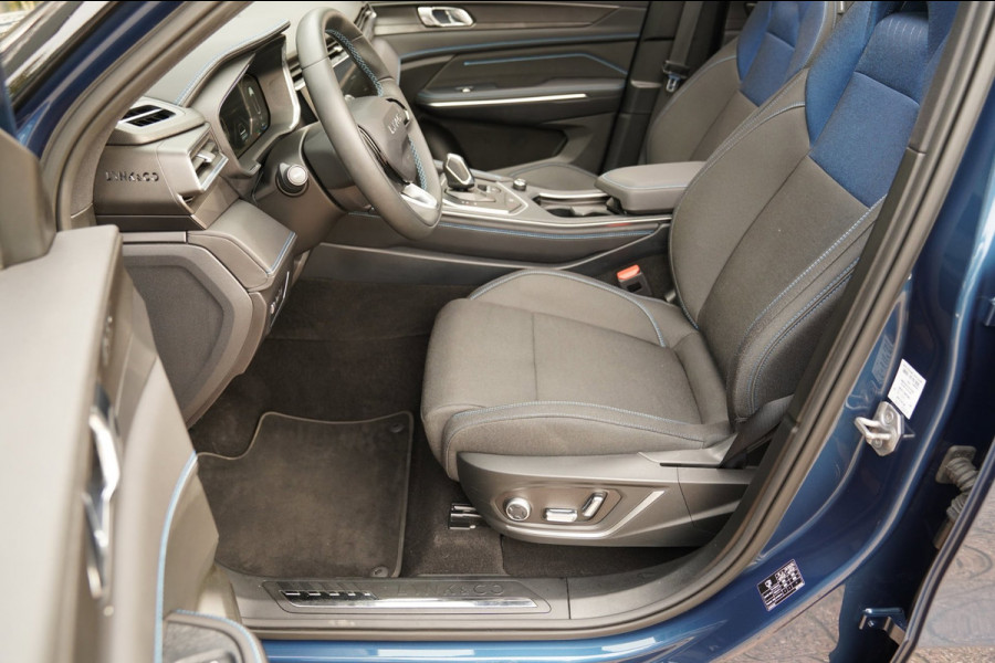 Lynk & Co 01 1.5 | Prijs rijklaar incl. 12 mnd garantie | PDC Panoramadak LMV Navi Apple carplay/Android auto Camera