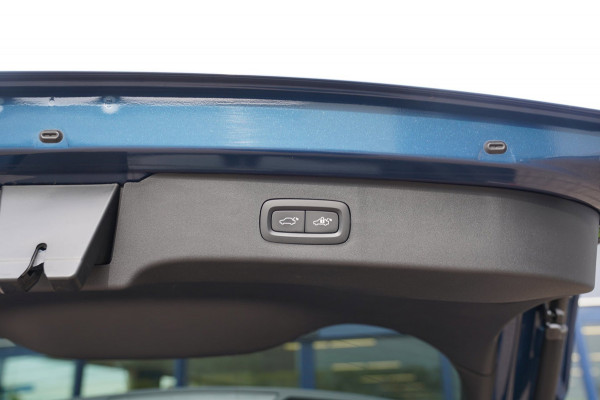 Lynk & Co 01 1.5 | Prijs rijklaar incl. 12 mnd garantie | PDC Panoramadak LMV Navi Apple carplay/Android auto Camera