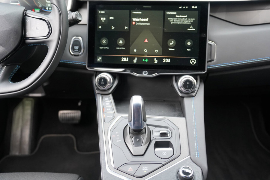 Lynk & Co 01 1.5 | Prijs rijklaar incl. 12 mnd garantie | PDC Panoramadak LMV Navi Apple carplay/Android auto Camera