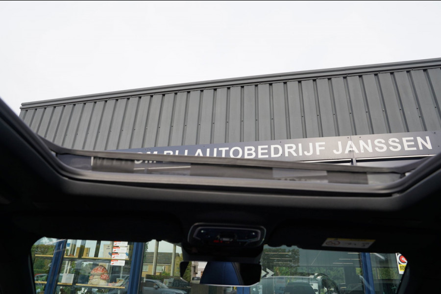 Lynk & Co 01 1.5 | Prijs rijklaar incl. 12 mnd garantie | PDC Panoramadak LMV Navi Apple carplay/Android auto Camera