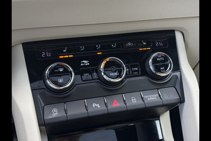 Škoda Karoq 1.5 TSI ACT Style Business Trekhaak Pano Leer Adap.Cruise Memory Camera VOL!