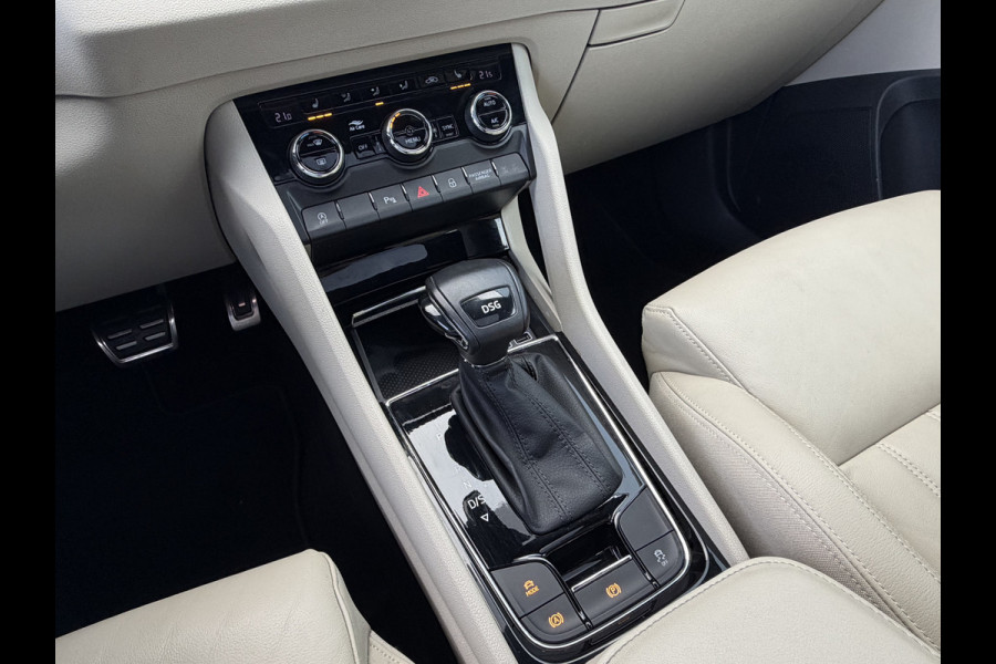 Škoda Karoq 1.5 TSI ACT Style Business Trekhaak Pano Leer Adap.Cruise Memory Camera VOL!