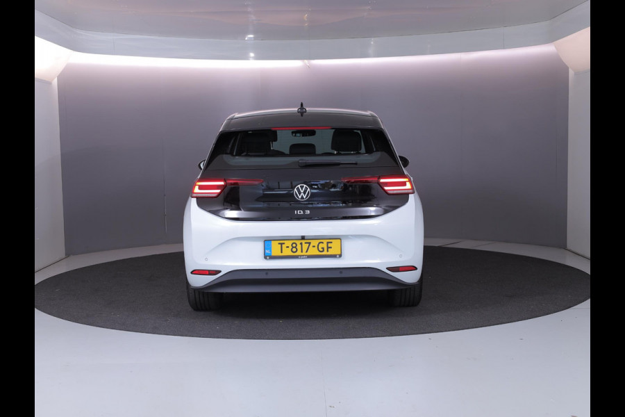 Volkswagen ID.3 Pure 45 kWh 150pk | Navi| int.voorverwarming| 18'LMvelgen