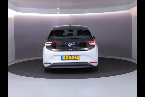Volkswagen ID.3 Pure 45 kWh 150pk | Navi| int.voorverwarming| 18'LMvelgen