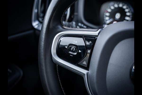 Volvo V60 2.0 T8 Recharge AWD R-Design - Pano l ACC l 19'' l 360cam l Memory l HUD