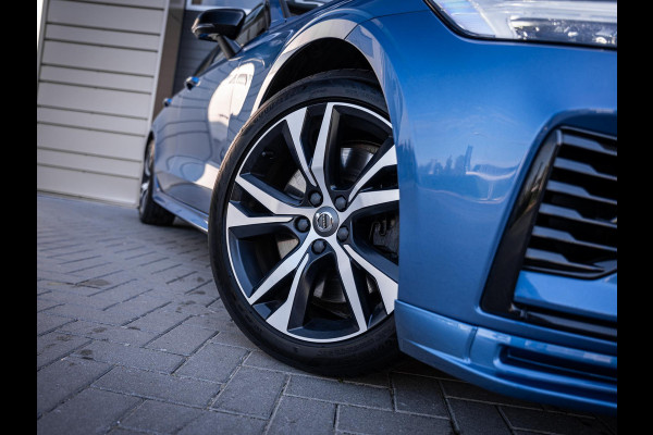 Volvo V60 2.0 T8 Recharge AWD R-Design - HEICO Pack l ACC l Pano l H/Kardon l Memory