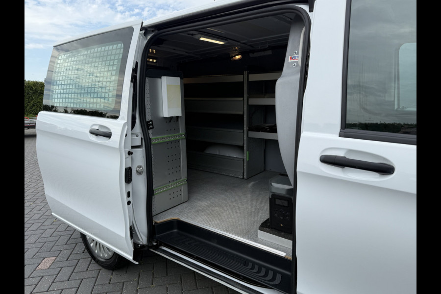 Mercedes-Benz Vito 66 kWh / FULL ELECTRIC / SOH 93% / L2H1 / AUTOMAAT / BOTT INRICHTING / 1e EIG. / CAMERA / 3-ZITS / CRUISE