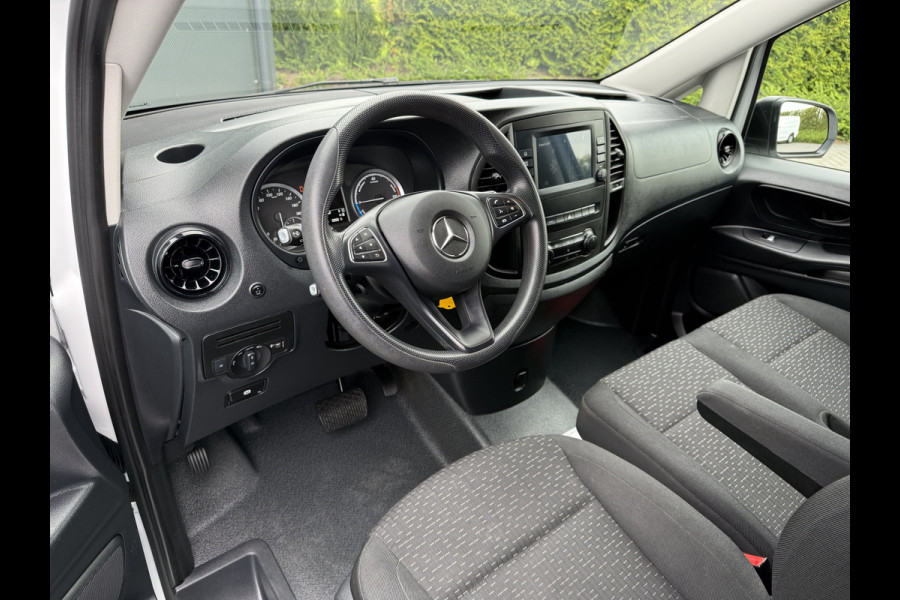 Mercedes-Benz Vito 66 kWh / FULL ELECTRIC / SOH 93% / L2H1 / AUTOMAAT / BOTT INRICHTING / 1e EIG. / CAMERA / 3-ZITS / CRUISE