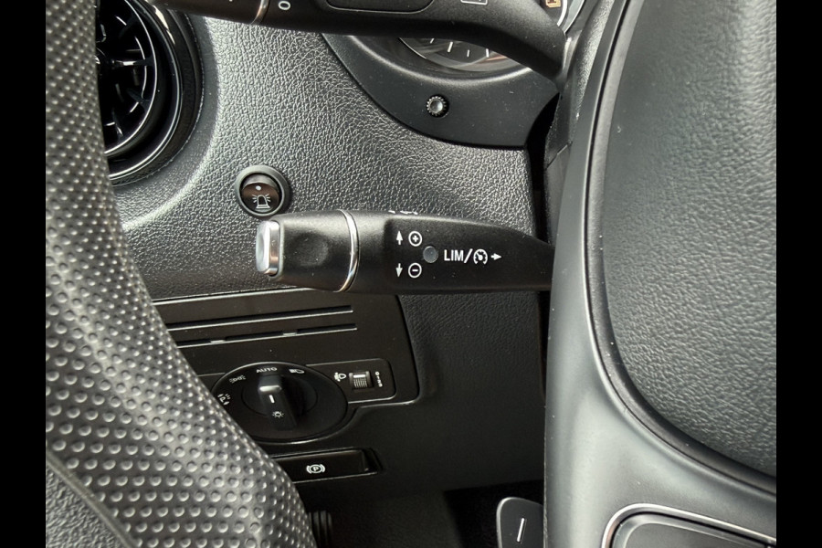 Mercedes-Benz Vito 66 kWh / FULL ELECTRIC / SOH 93% / L2H1 / AUTOMAAT / BOTT INRICHTING / 1e EIG. / CAMERA / 3-ZITS / CRUISE
