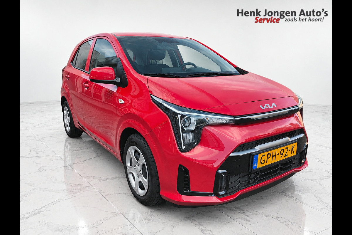 Kia Picanto 1.0 DPI DynamicLine AUTOMAAT “Sinds 1970 | 5.000+ reviews | Score 9,5 | Service zoals ’t hoort” Henk Jongen Auto's in Helmond,  al 50 jaar service zoals 't hoort!