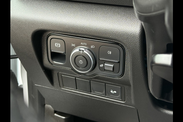 Mercedes-Benz Citan 112 Pro L2H1 / 51 kWh / 6.716 KM / ** RIJKLAAR ** / LED HIGH PERFORMANCE KOPLAMPEN / CAMERA / ECC / TREKHAAK / STOELVERW