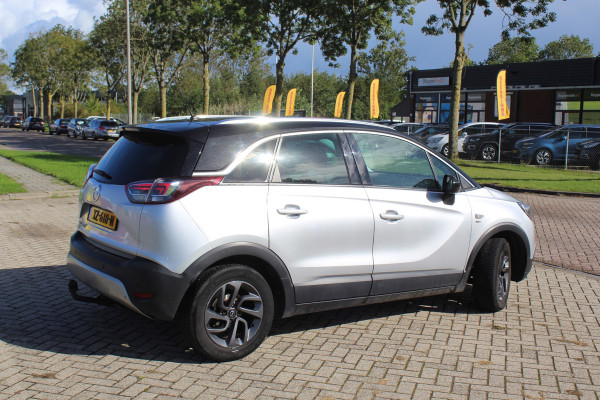 Opel Crossland X 1.2 Turbo 120 Jaar Edition automaat , nap ,camera trekhaak multimedia parkeersens