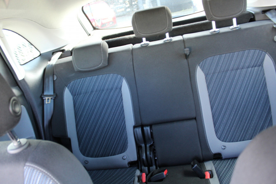 Opel Crossland X 1.2 Turbo 120 Jaar Edition automaat , nap ,camera trekhaak multimedia parkeersens