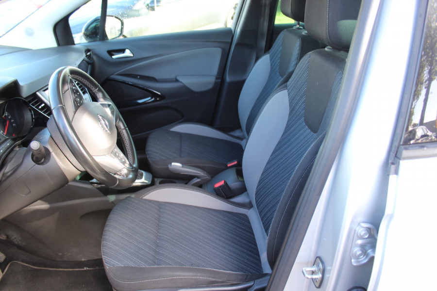 Opel Crossland X 1.2 Turbo 120 Jaar Edition automaat , nap ,camera trekhaak multimedia parkeersens