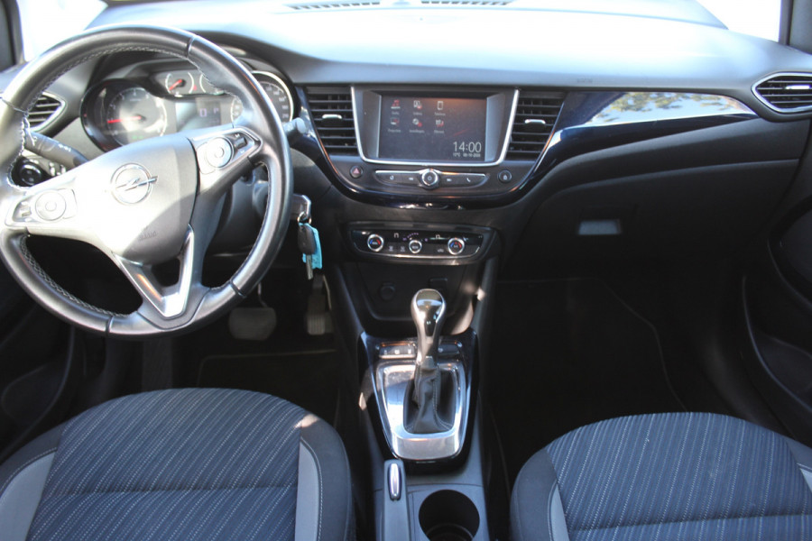 Opel Crossland X 1.2 Turbo 120 Jaar Edition automaat , nap ,camera trekhaak multimedia parkeersens