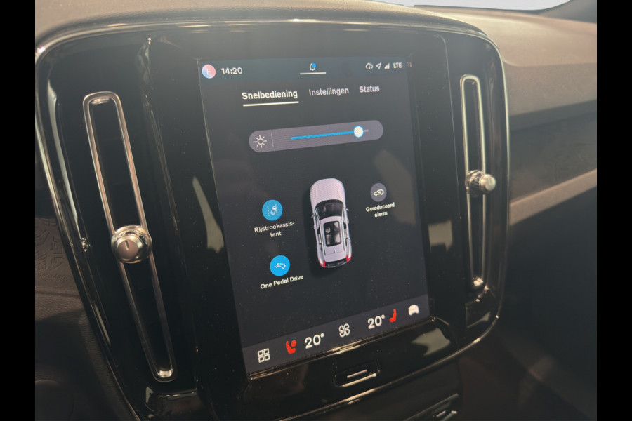Volvo XC40 Recharge Aut. Plus Stoelverwarming BLIS 69 kWh 231pk