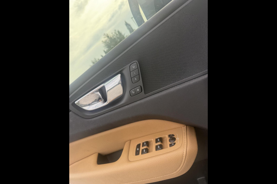 Volvo XC60 2.0 T8 Twin Engine AWD Inscription