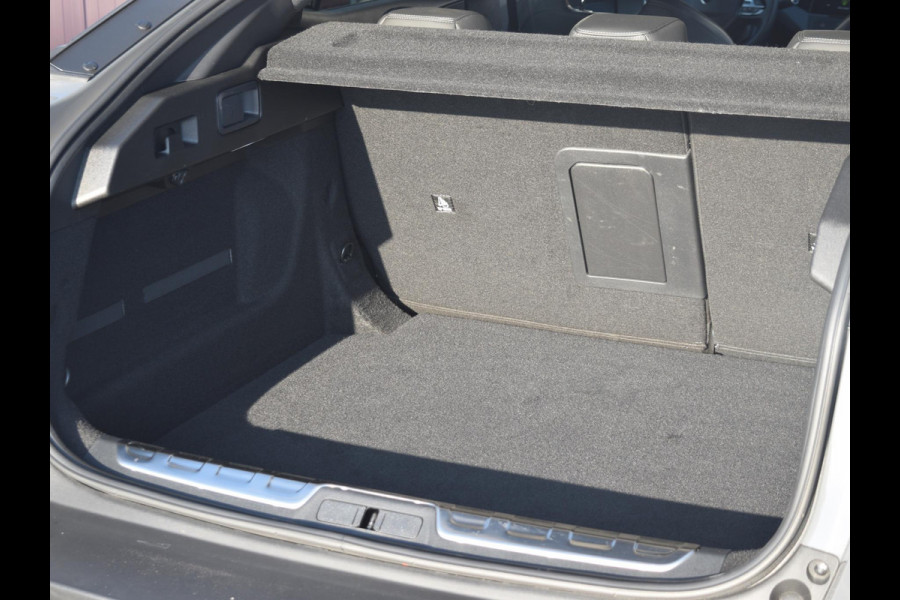 Peugeot 408 1.2 Hybrid 145 e-DCS6 GT 360 Camera