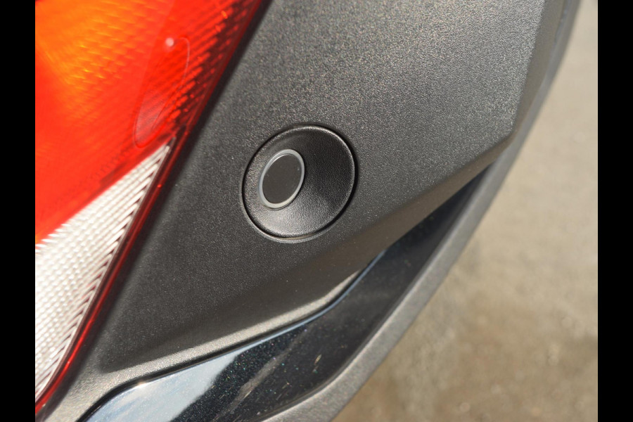 Peugeot 408 1.2 Hybrid 145 e-DCS6 GT 360 Camera