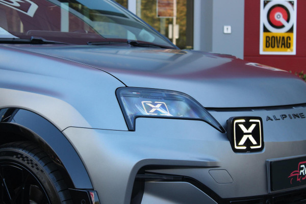 ALPINE A290 GTS 220PK 52 kWh | DEVIALET AUDIO SYSTEM | DRAADLOZE TELEFOONLADER | ELEKTRISCH VERWARMBAAR STUURWIEL | 19" LICHTMETALEN VELGEN "SNOWFLAKE" NOIR BRILLIANT | ALPINE LOGO OP ZIJSCHERMEN | BREMBO REMKLAUWEN "ROUGE RACING" | ALPINE TELEMETRICS PREMIUM | NAPPA LEDEREN BEKLEDING BLUE PROFOND/GRIS EVEE MET ALPINE STIKSELS EN LOGO | MICHELIN PILOT SPORT BANDEN | ALPINE SPORT CHASSIS | GROOTLICHT ASSISTENT | DCC | ADAPTIVE CRUISE CONTROL | PARKEERNSENSOREN VOOR ACHTER EN ZIJKANT | ACHTERUITRIJ CAMERA | HANDSFREE CARD | VERWARMBARE VOORSTOELEN | WARMTEPOMP | NAVIGATIE BY "GOOGLE