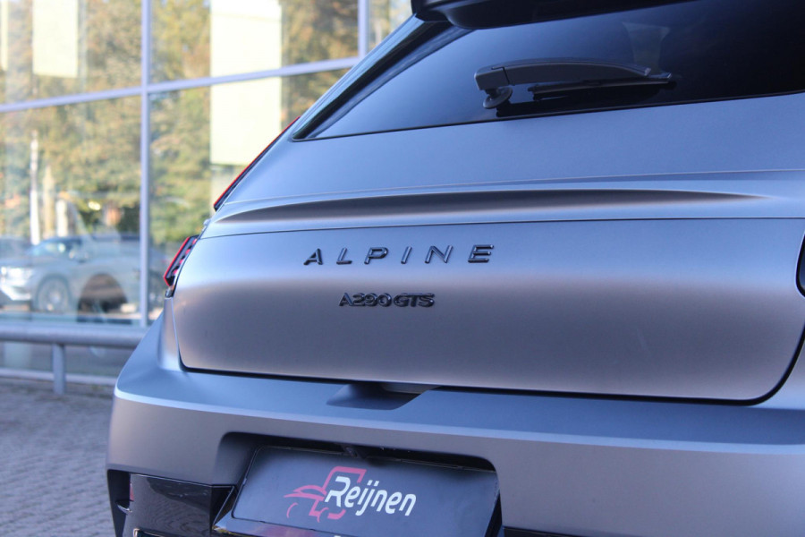 ALPINE A290 GTS 220PK 52 kWh | DEVIALET AUDIO SYSTEM | DRAADLOZE TELEFOONLADER | ELEKTRISCH VERWARMBAAR STUURWIEL | 19" LICHTMETALEN VELGEN "SNOWFLAKE" NOIR BRILLIANT | ALPINE LOGO OP ZIJSCHERMEN | BREMBO REMKLAUWEN "ROUGE RACING" | ALPINE TELEMETRICS PREMIUM | NAPPA LEDEREN BEKLEDING BLUE PROFOND/GRIS EVEE MET ALPINE STIKSELS EN LOGO | MICHELIN PILOT SPORT BANDEN | ALPINE SPORT CHASSIS | GROOTLICHT ASSISTENT | DCC | ADAPTIVE CRUISE CONTROL | PARKEERNSENSOREN VOOR ACHTER EN ZIJKANT | ACHTERUITRIJ CAMERA | HANDSFREE CARD | VERWARMBARE VOORSTOELEN | WARMTEPOMP | NAVIGATIE BY "GOOGLE