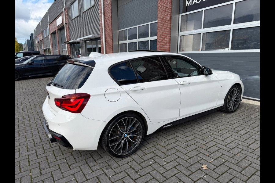 BMW 1 Serie 120i 184PK AUT M-Sport Led Dak Leder Carplay DAB+ PDC