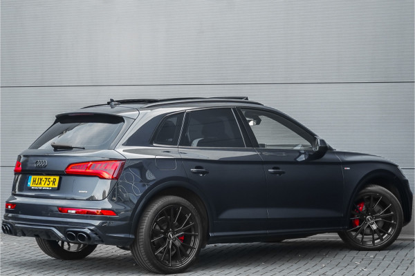 Audi Q5 55 TFSI e Quattro Competition S Pano Leder Luchtv ACC Zwart Optiek Massage Trekhaak