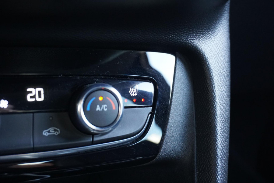 Opel CORSA-E GS Line 50 kWh + CAMERA / STOEL+STUURVERWARMING / CARPLAY