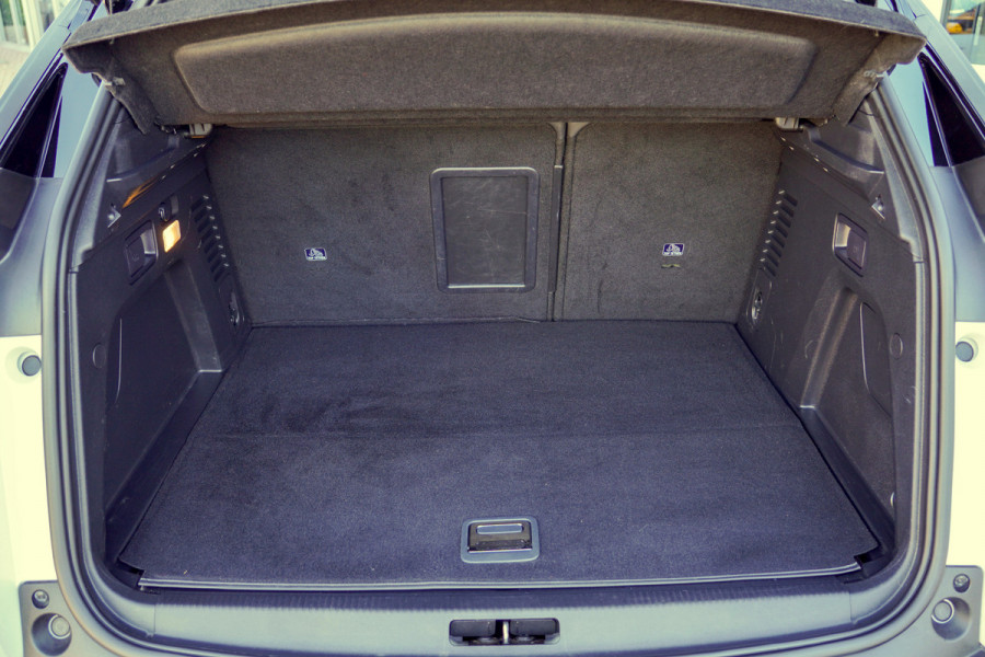 Peugeot 3008 1.6 HYbrid 225 GT |  Panoramadak | Trekhaak | SoH 96%