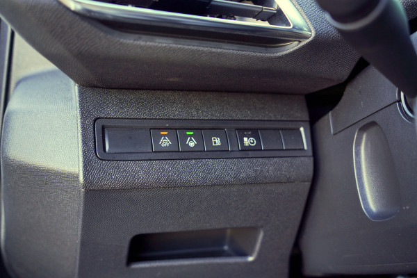 Peugeot 3008 1.6 HYbrid 225 GT |  Panoramadak | Trekhaak | SoH 96%