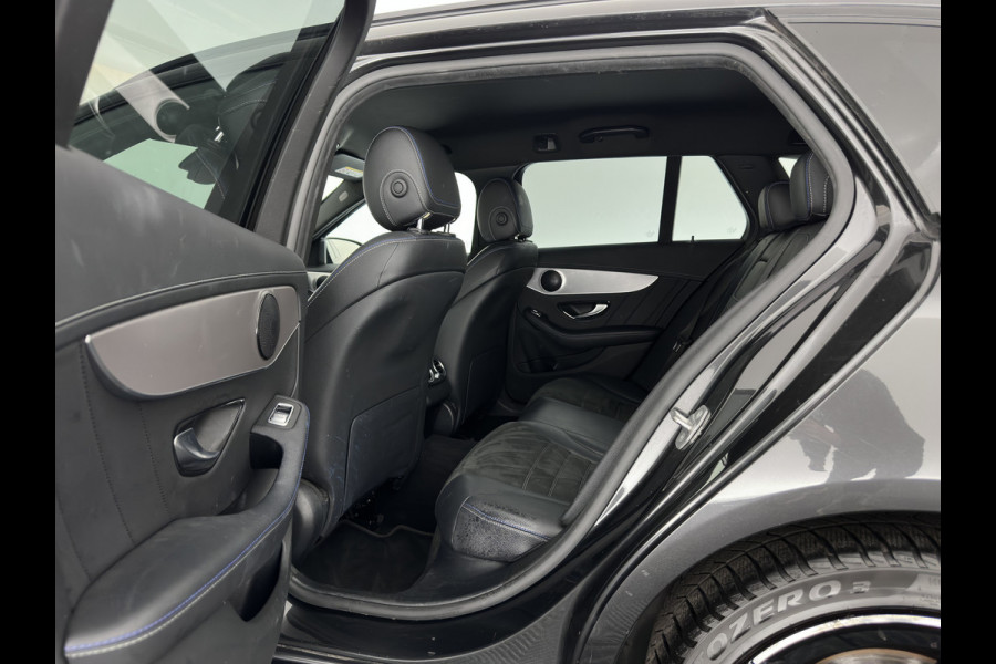 Mercedes-Benz C-Klasse Estate 300 e Business Solution AMG Limited (Plug-in) (INCL-BTW) Aut. *LEATHER-ALCANTARA | MULTIBEAM-LED | NAVI-FULLMAP | TOPVIEW | DAB | CARPLAY | DIGI-COCKPIT | SPORTSEATS | TOWBAR | 18"ALU*