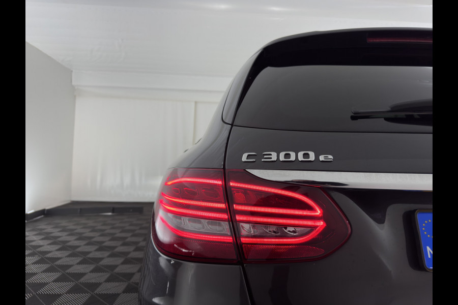 Mercedes-Benz C-Klasse Estate 300 e Business Solution AMG Limited (Plug-in) (INCL-BTW) Aut. *LEATHER-ALCANTARA | MULTIBEAM-LED | NAVI-FULLMAP | TOPVIEW | DAB | CARPLAY | DIGI-COCKPIT | SPORTSEATS | TOWBAR | 18"ALU*