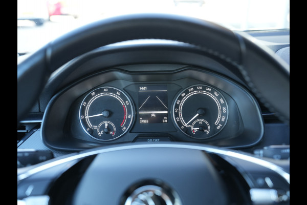 Škoda Kamiq 1.0 TSI Ambition | Cruise Control | LED | Apple Carplay/Android Auto |