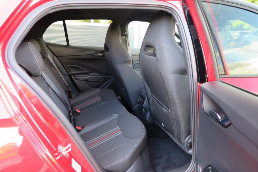 Škoda Fabia 1.0 TSI 70kw 95pk Monte Carlo , Led (Skoda crystal lighting)  , Bi-color, Virtual cockpit, Sportstoelen,Keyless entry/start, Navi via Smartlink, Cruisecontrol, PDC, Camera , LMV. etc.