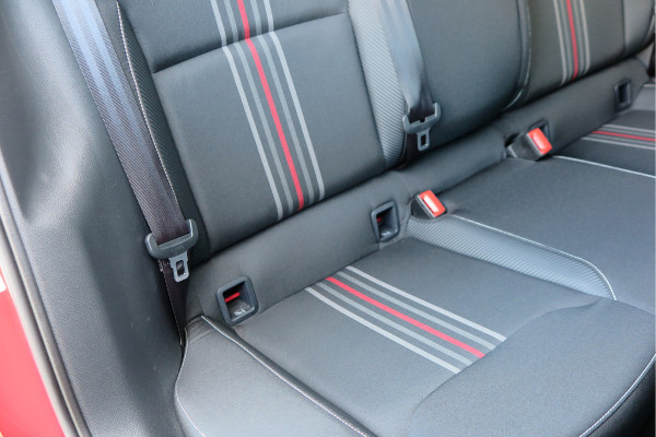 Škoda Fabia 1.0 TSI 70kw 95pk Monte Carlo , Led (Skoda crystal lighting)  , Bi-color, Virtual cockpit, Sportstoelen,Keyless entry/start, Navi via Smartlink, Cruisecontrol, PDC, Camera , LMV. etc.