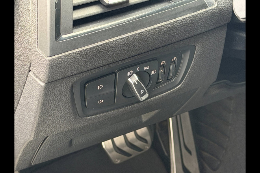 BMW 1 Serie 120i 184PK AUT M-Sport Led Dak Leder Carplay DAB+ PDC