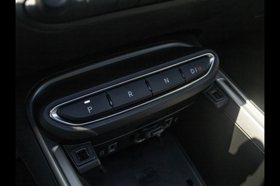 Jeep Avenger 1.2 e-Hybrid Summit | Winter Pack | Schuif/Kanteldak | Infotaiment&Convenience Pack