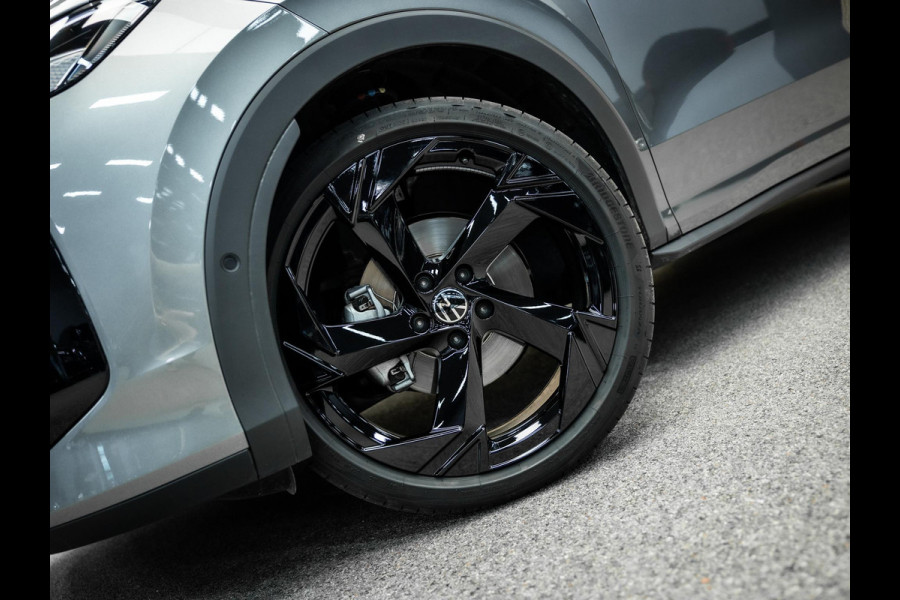 Volkswagen T-Roc T-roc R-line Vol uit gevoerde T-Roc R-line mooie kleurstelling