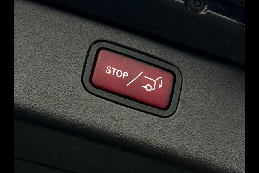 Mercedes-Benz C-Klasse Estate 300 e | Sfeerverlichting | Camera | Carplay | Dodehoek | Elektrische achterklep | Dealer onderhouden