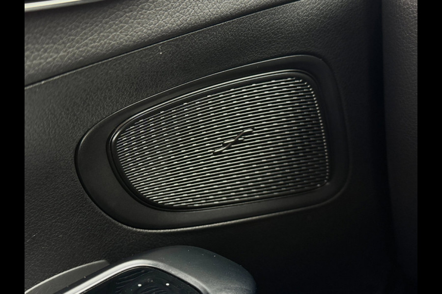 Mercedes-Benz C-Klasse Estate 300 e | Sfeerverlichting | Camera | Carplay | Dodehoek | Elektrische achterklep | Dealer onderhouden